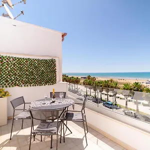 Madagì Beachfront Aparthotel